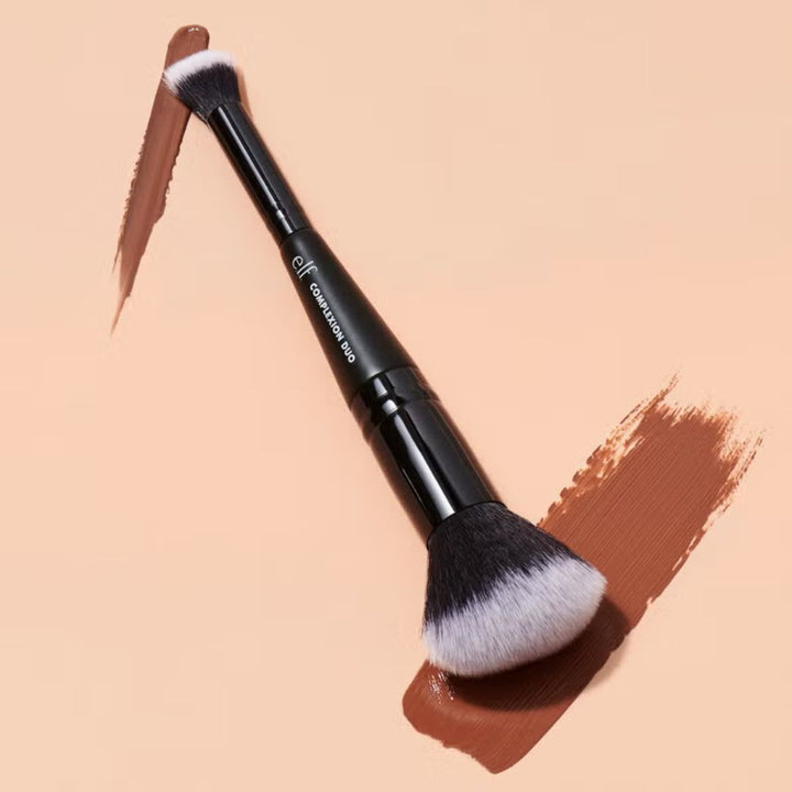 e.l.f. Concealer & Foundation Complexion Duo Brush