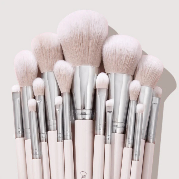 ColourPop - Ultimate Brush Roll